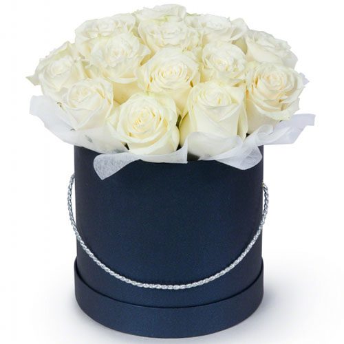 Фото товара 21 біла троянда в капелюшній коробці в Ужгороде