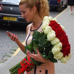 51 троянда у формі серця Ужгород, Мукачево фото